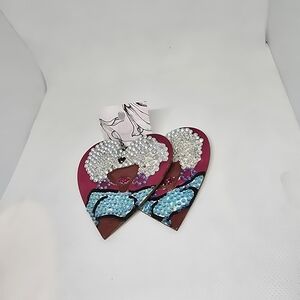 Sassy girl heart earrings